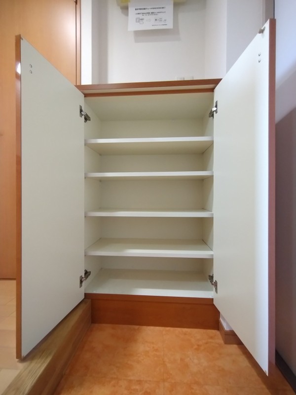 リクレイシア西横浜 収納