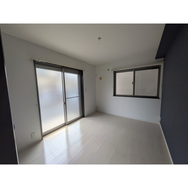 蕨市塚越4丁目戸建 リビング
