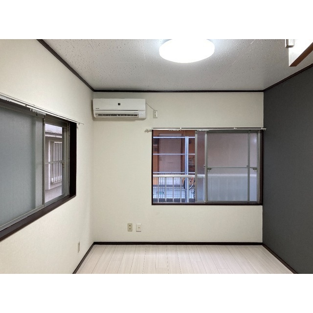 ちとせハイム102号室 リビング