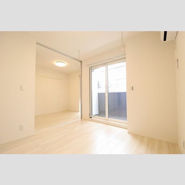 D-Style境201号室 洋室