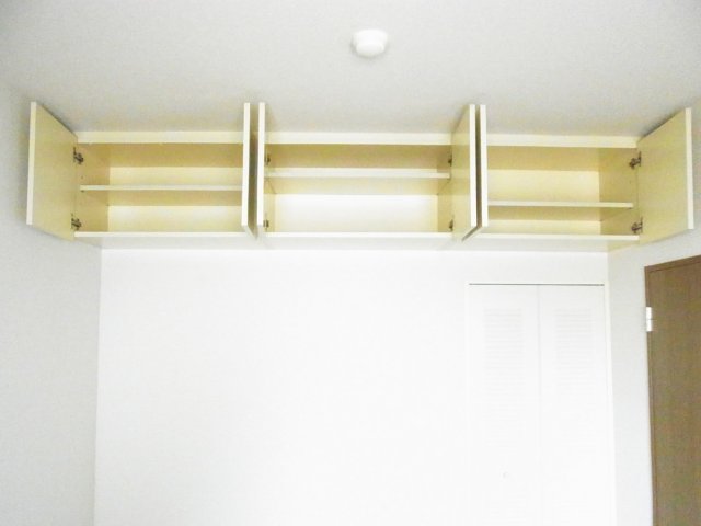 シャトー秋葉町 洋室１　収納　※別号室の参考写真です(現況優先・仕様違いの場合あり)