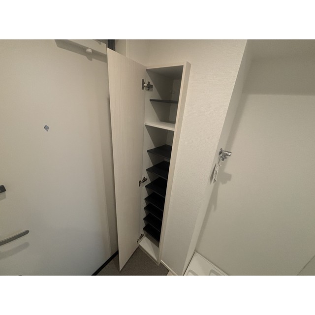 レジデンスウエスト相武台105号室 内観