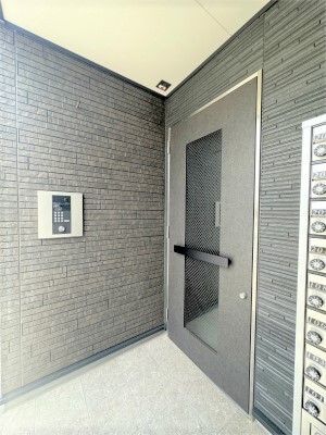 ヴィラ立場2階 エントランス