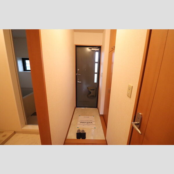 グランドパレス 玄関