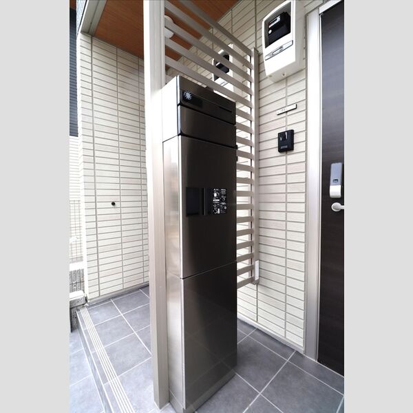 アマランス　B棟102号室 ポスト・宅配ボックス