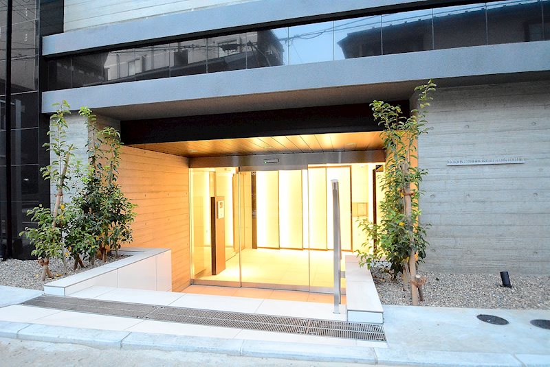 ステージファースト八王子Ⅱ4階 エントランス