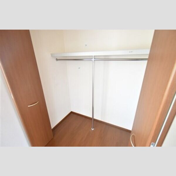 オークリーフ クローゼット