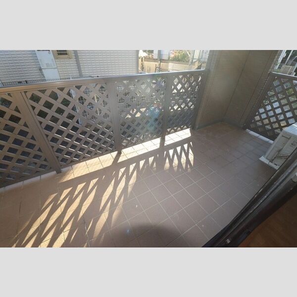 イーストヒルズ雅Ⅲ101号室 テラス