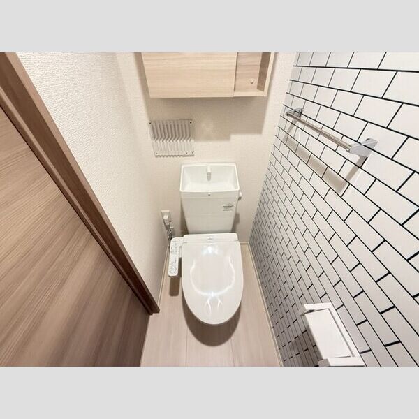 サリサ.l301号室 温水洗浄便座