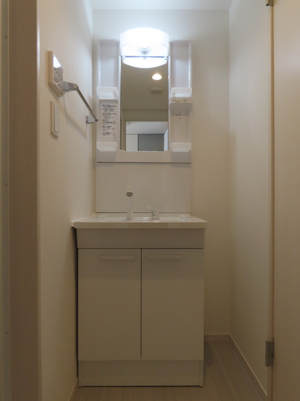 リブリ・サンライズ日進 洗面