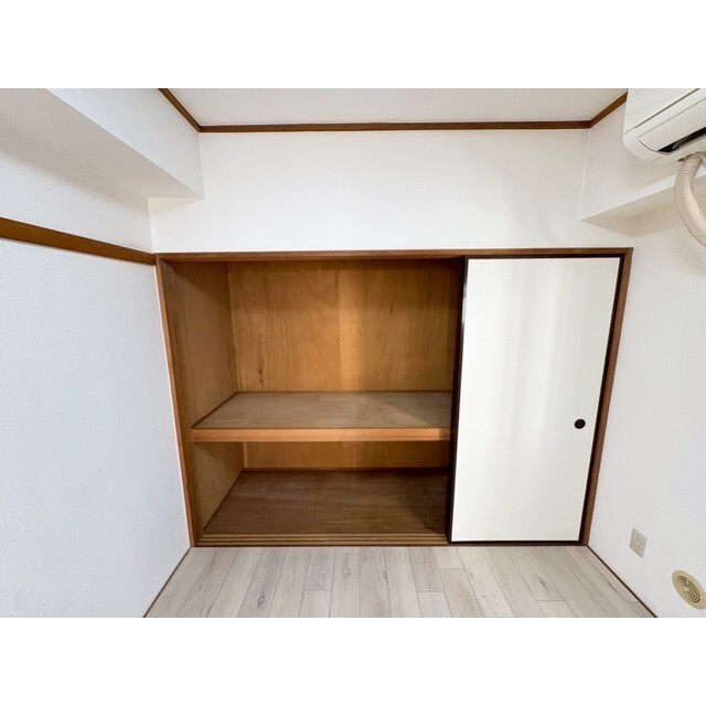 ヴィラにしむら503号室 内観