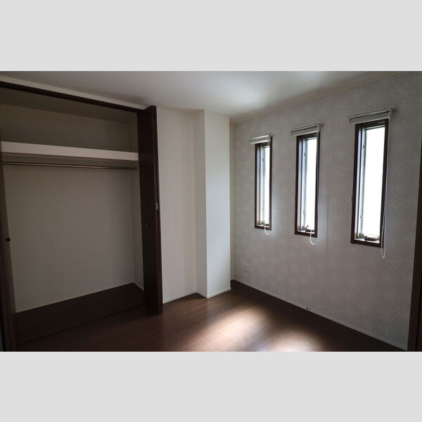 ノエル高砂101号室 洋室(4.3帖)