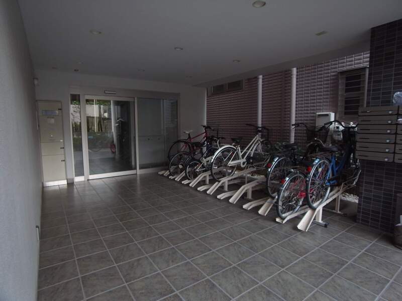 リブリ・First6階 エントランス