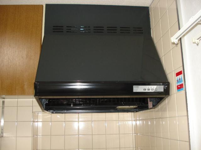 パークサイト203号室 キッチン換気扇