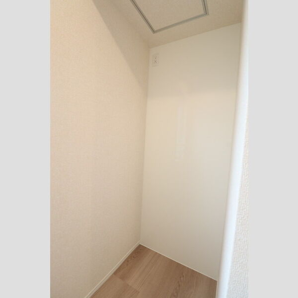 HIレジデンス302号室 冷蔵庫置き場