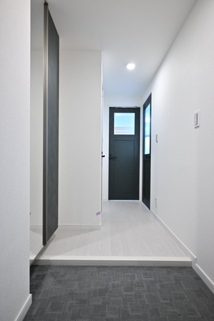 ＥＳ－Ｇｒａｎｄｅ東中野3階 玄関