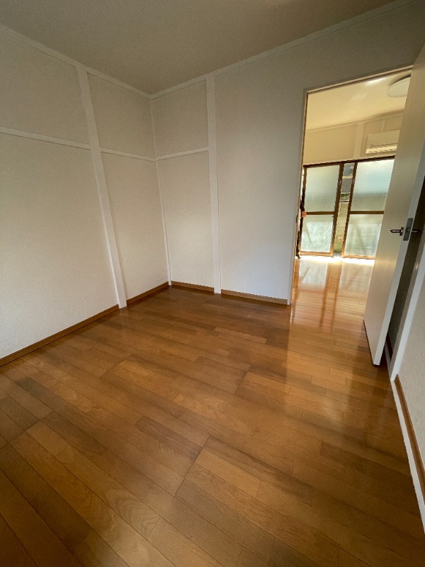 小豆沢4丁目戸建 内観