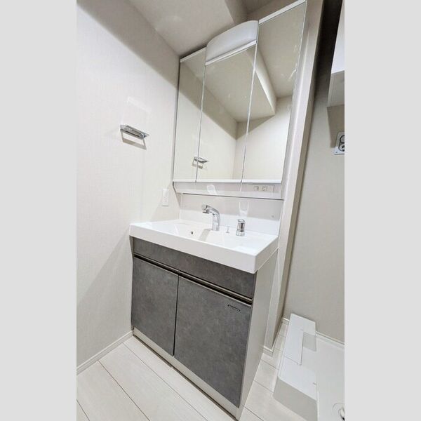 ロイジェント潮見0310号室 同建物別部屋の参考画像