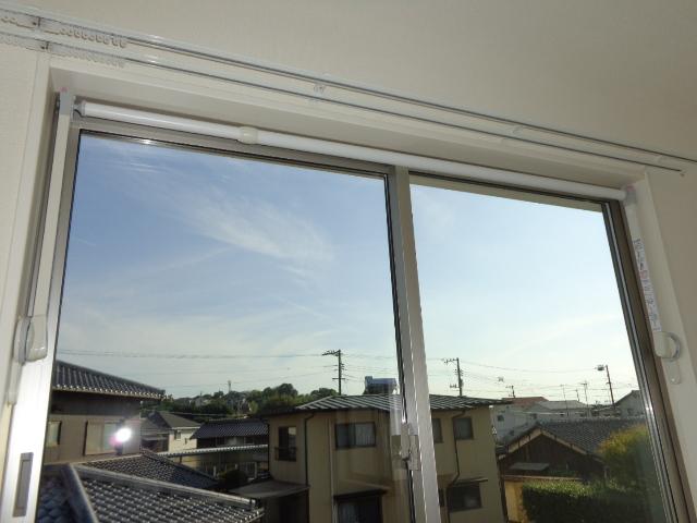 三里塚　アパートⅢ期新築工事205号室 室内物干（イメージ）