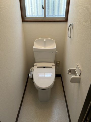 西尾久1丁目戸建 トイレ