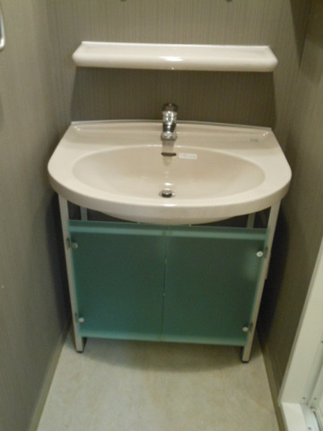 ガーラ・ヒルズ目黒東山1階 コンパクトで使いやすい洗面所