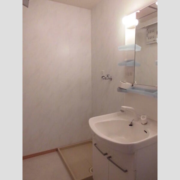 サンパティーク成田 洗髪洗面化粧台