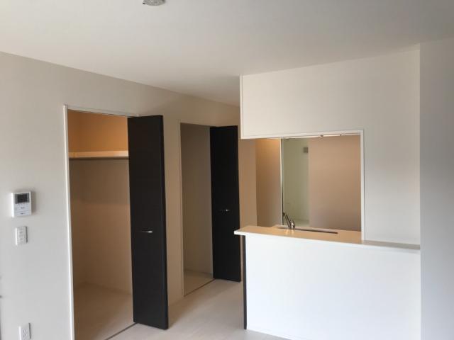 ルミエールドゥース105号室 リビング