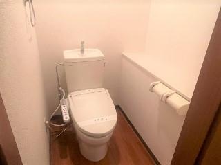 ビエント小机 シャワー付トイレ（イメージ）