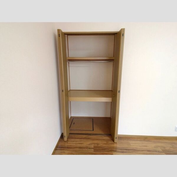 メゾンHOKUSHIN 収納