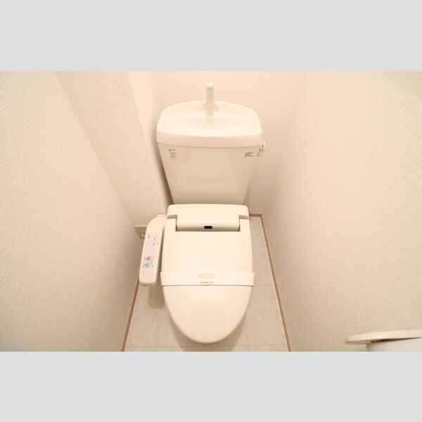 パドック　A 温水洗浄暖房便座