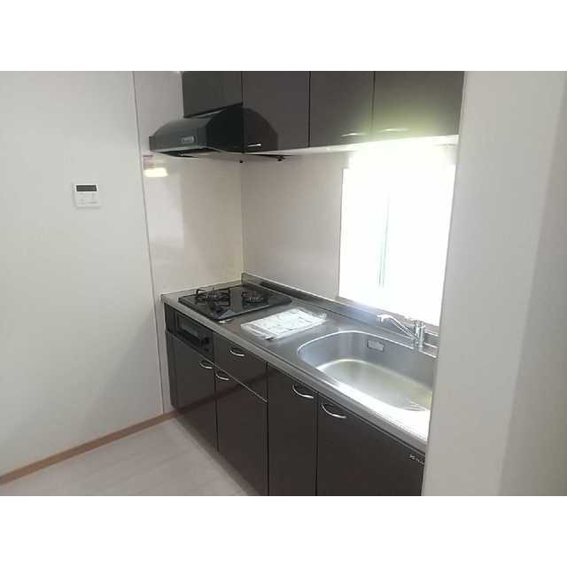 オリーブ上砂町303号室 キッチン