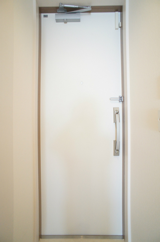 リブリ・ライヴ湘南 玄関