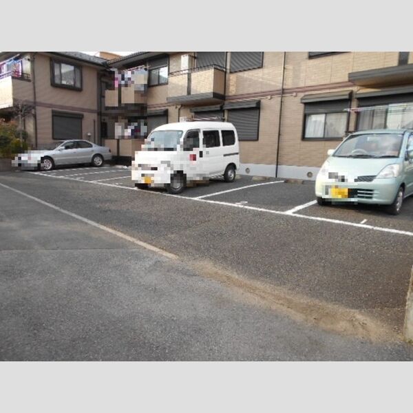 サンライズ馬橋 駐車場