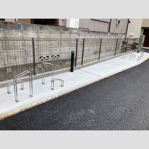 ホープドリームハウス 駐輪場