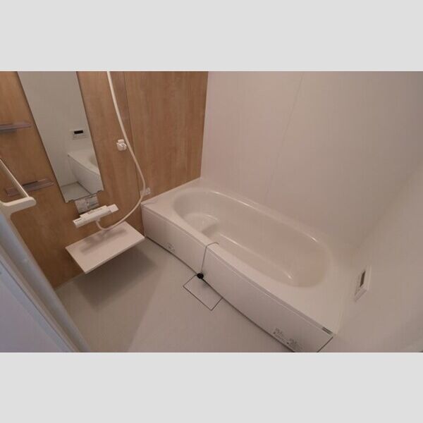 ソレイルKZ101号室 お風呂