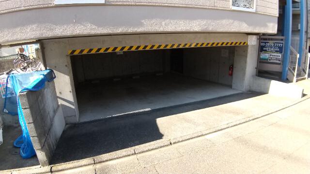 八丁堀ジェンシアン 駐車場