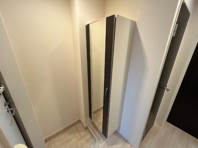 ソフィア 下駄箱