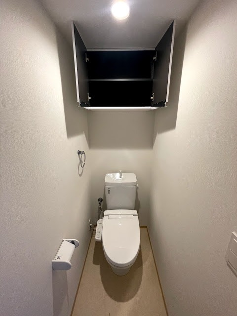 ロイヤルヒルズ成増3階 トイレ