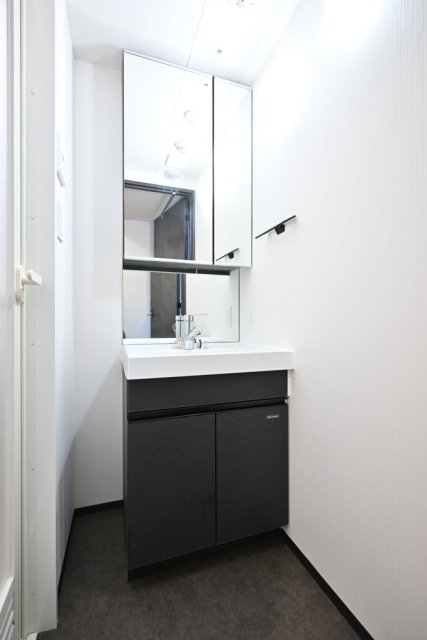 ＧＲＡＮＳＩＴＥ　ＮＡＫＡＭＥＧＵＲＯ11階 洗面