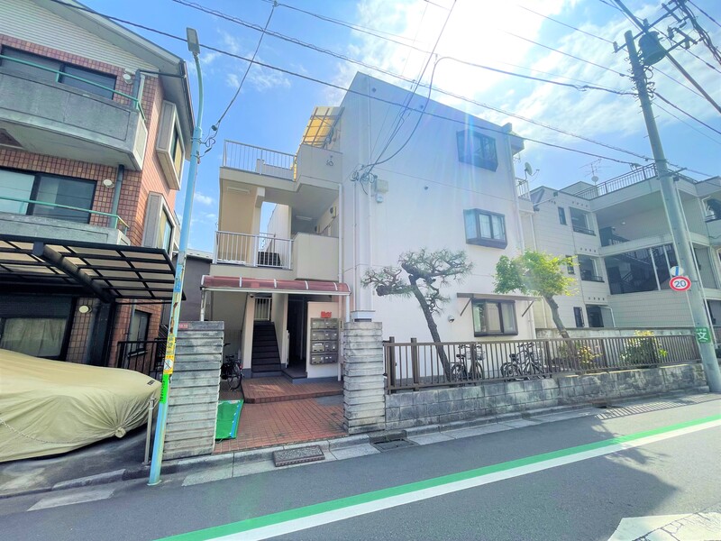 ホワイトパレス2階 外観