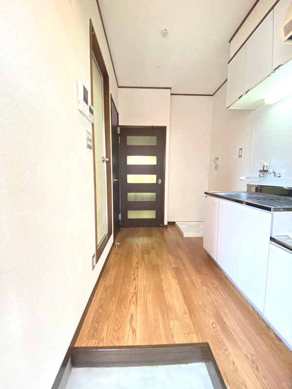ヴィレヂ・ハピネス5（参番館） 中部屋の写真になります