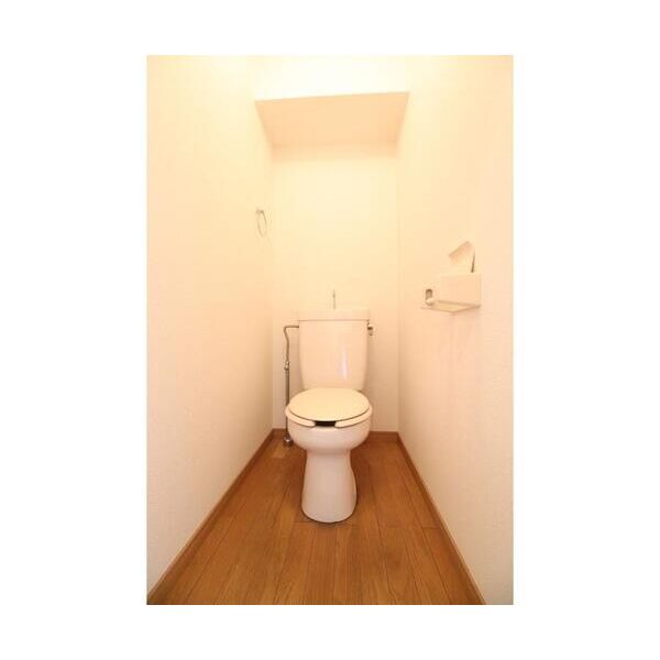 アーバン清水403号室 トイレ