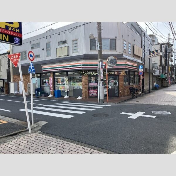 セレスティア柴又Ⅶ セブンイレブン柴又駅前店　224m