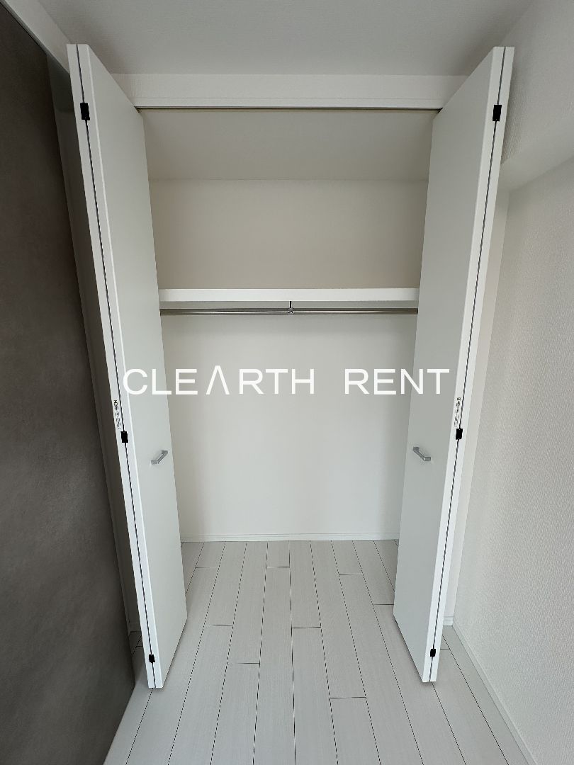 ＧＲＡＮ ＰＡＳＥＯ三宿4階 収納クローゼット