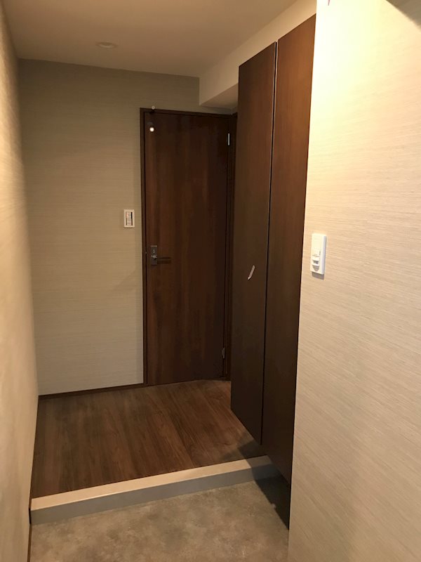 エム・グランヴィア駒形 玄関