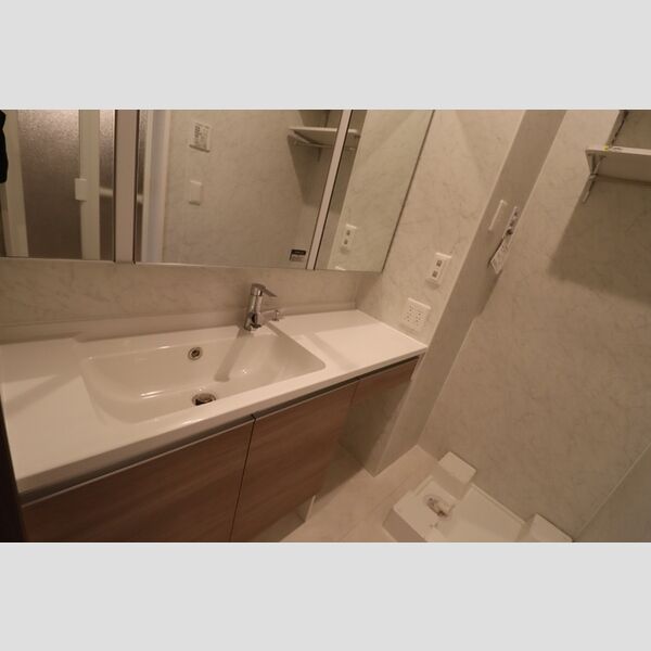 エーデルハイムⅢ105号室 洗面室