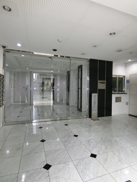 ガーラ・シティ大井町2階 ゆとりのあるロビーです