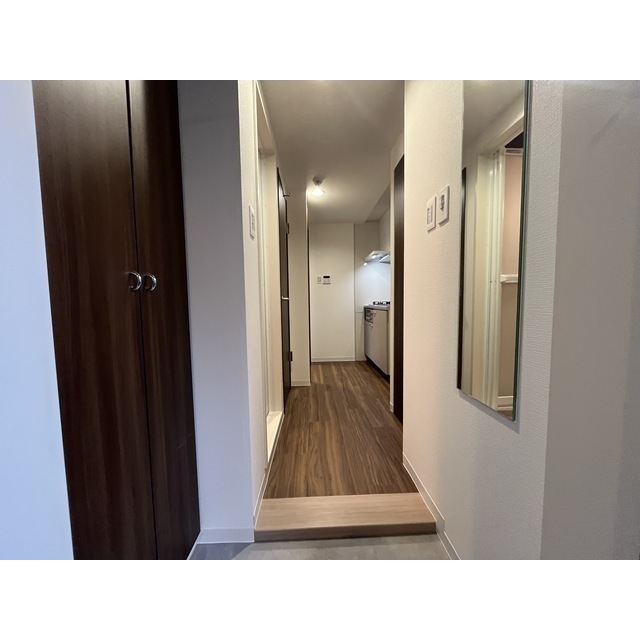 レジデンス横濱関内0408号室 同建物別部屋の参考画像