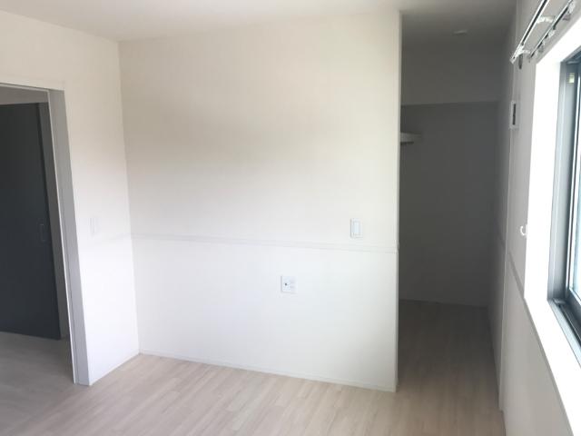 モデスト・ヴィラ 洋室