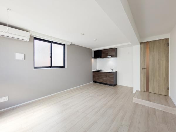 プラティーク清澄庭園4階 リビング